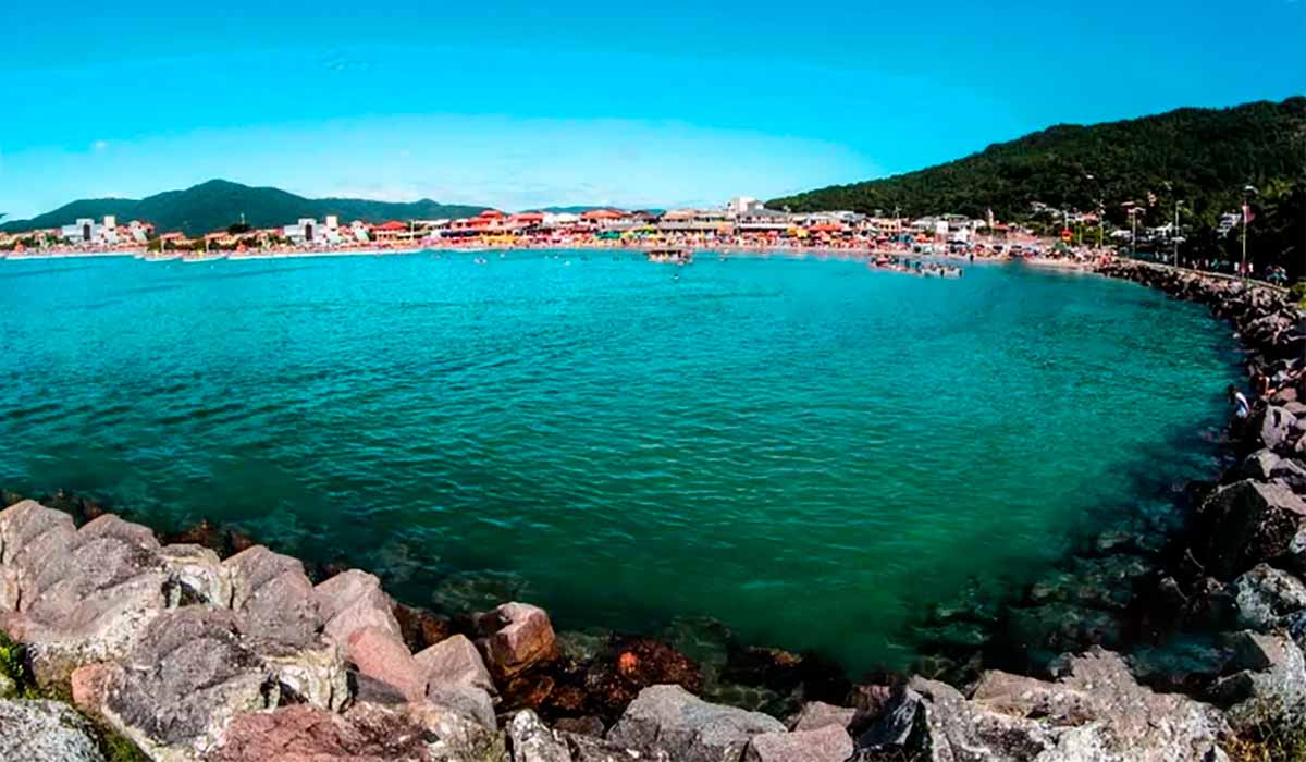 Voos em promoção para Florianópolis no Carnaval 2023.