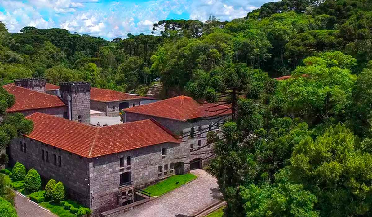 Voos de réveillon em oferta para Caxias do Sul na Serra Gaúcha. Passagens em promoção para o ano novo.